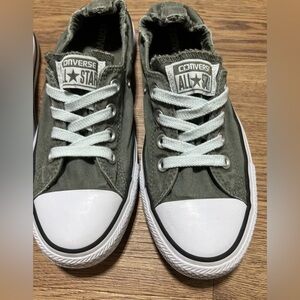 Converse Chuck Taylor All Star Slip On Elastic Shoes. Only worn once.